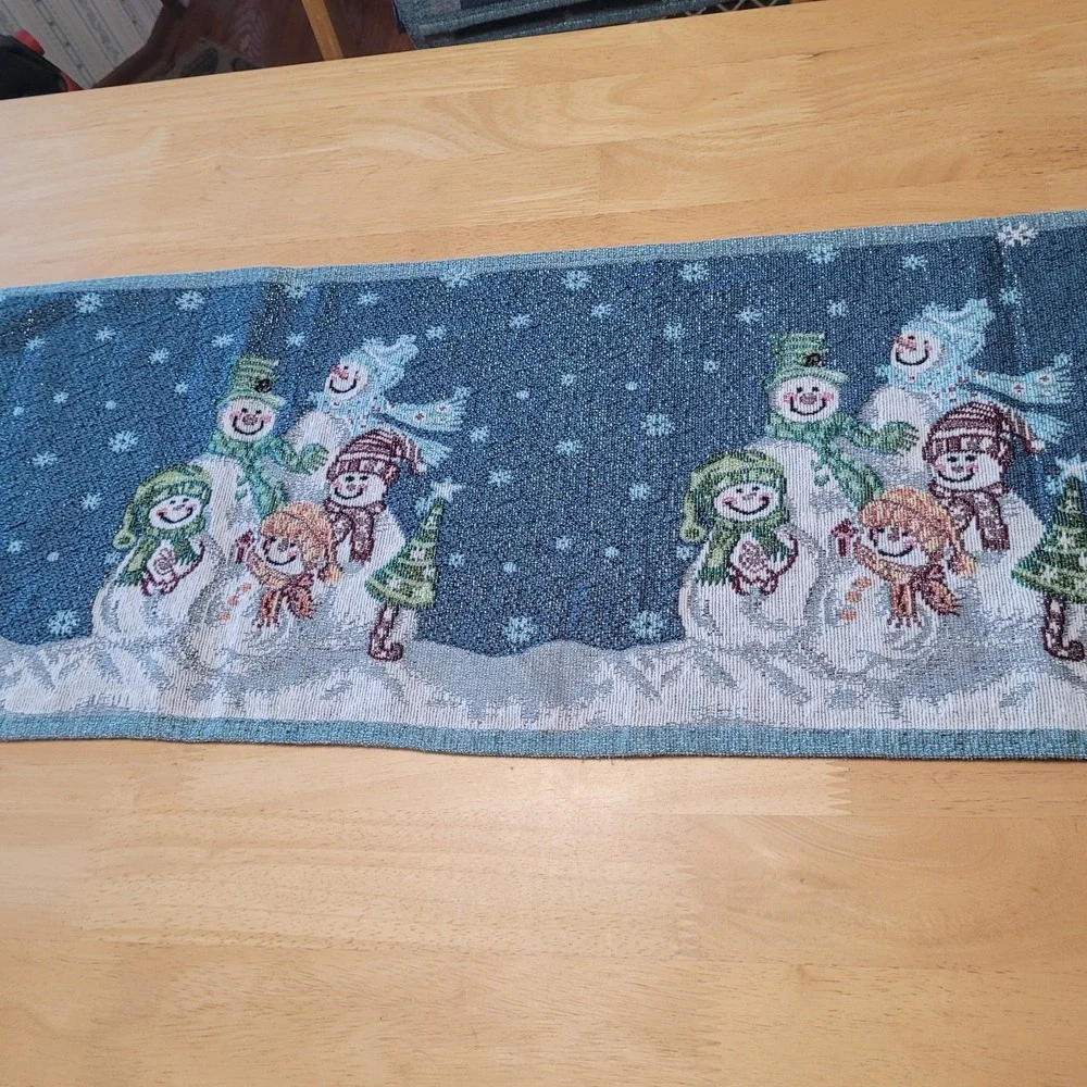 Snowman Family Christmas Holiday Tapestry Placemats Set Of‎ 4 With Runner